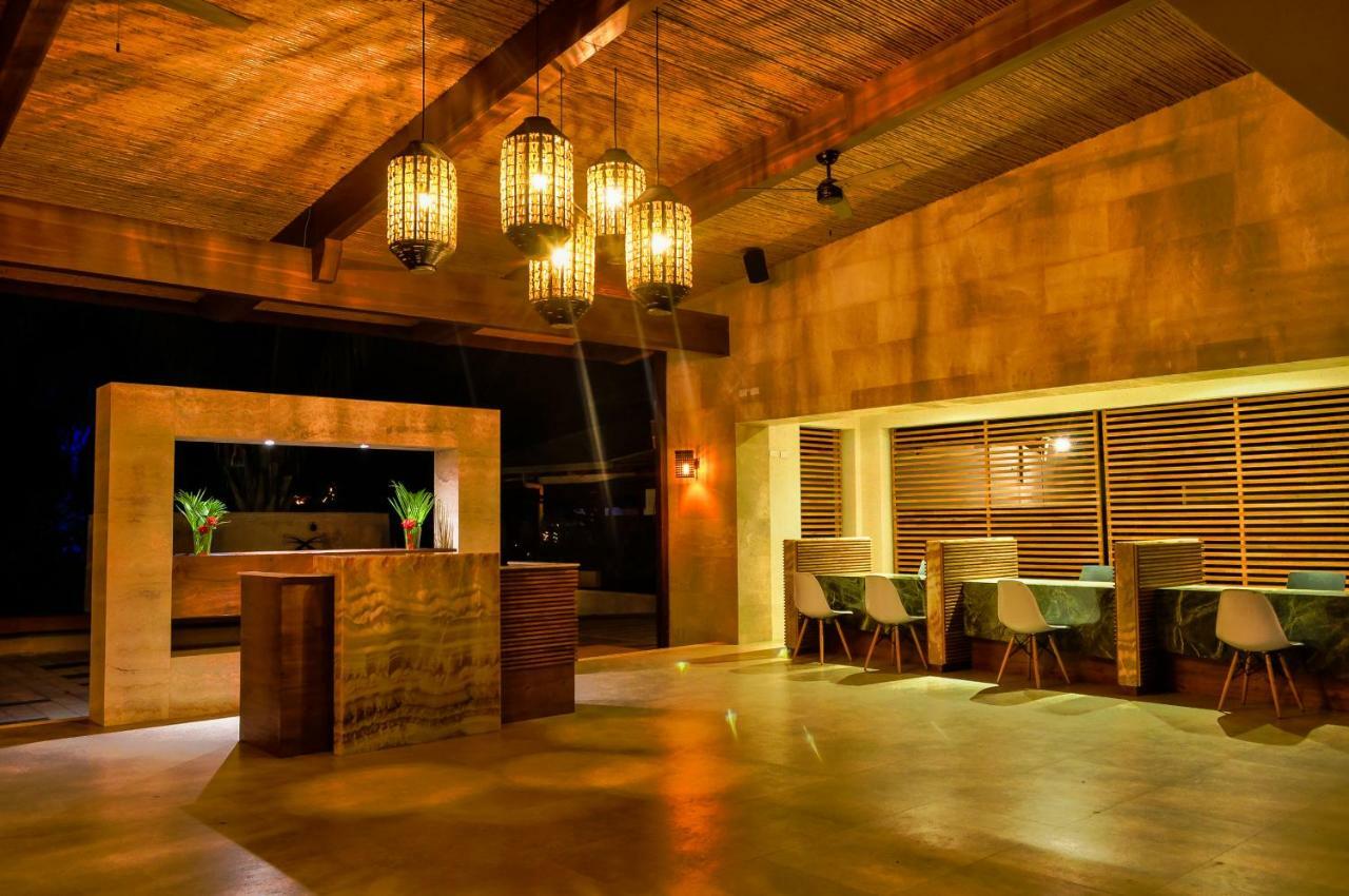 Azura Beach Resort (Adults Only) Sámara Zewnętrze zdjęcie