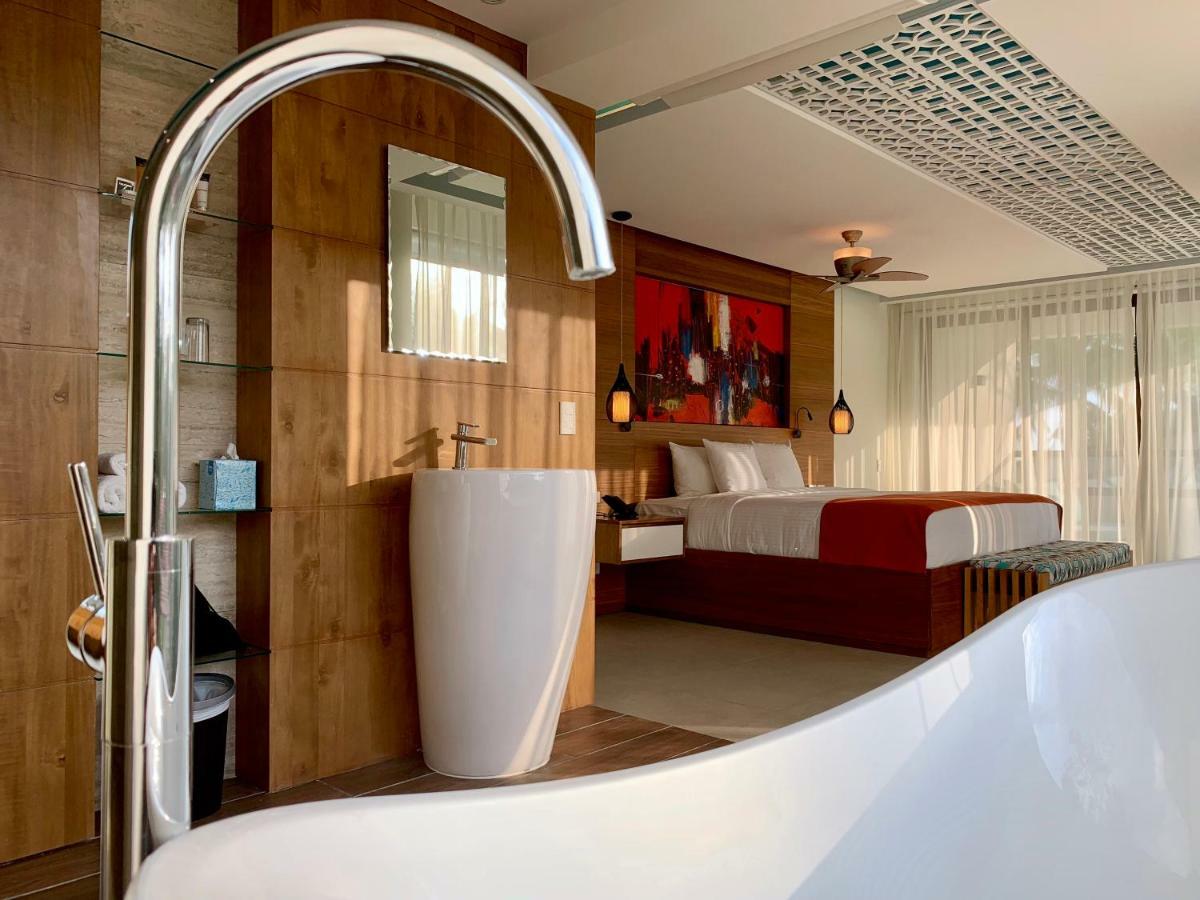 Azura Beach Resort (Adults Only) Sámara Zewnętrze zdjęcie